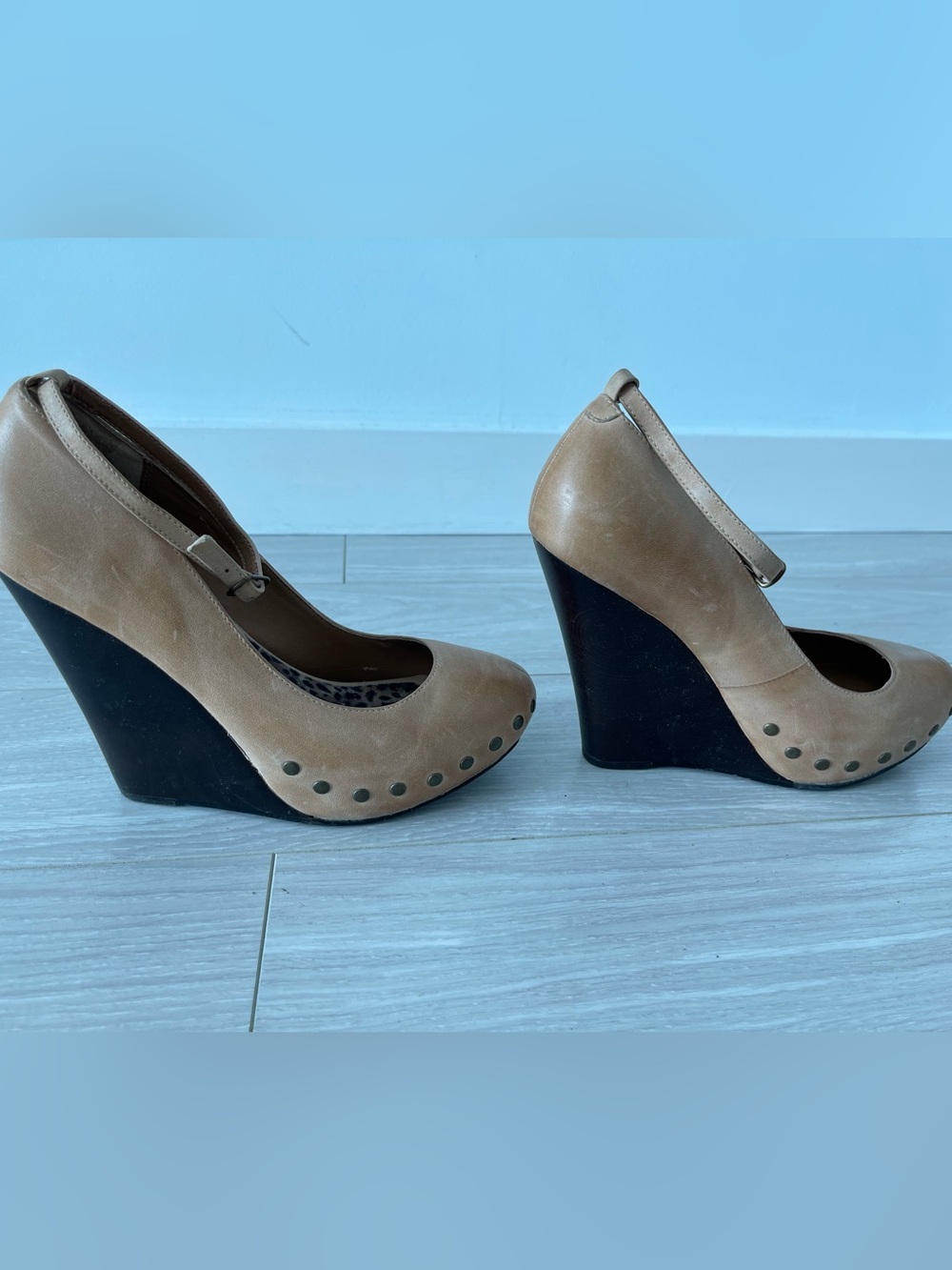 Aldo Tan Beige Genuine Leather Stud-Trim Ankle-Strap Platform Pumps Size 40